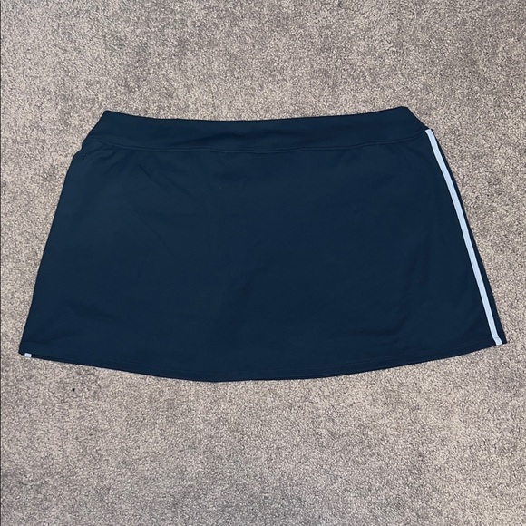 Hollister Navy Blue Athletic Skort - Picture 4 of 4